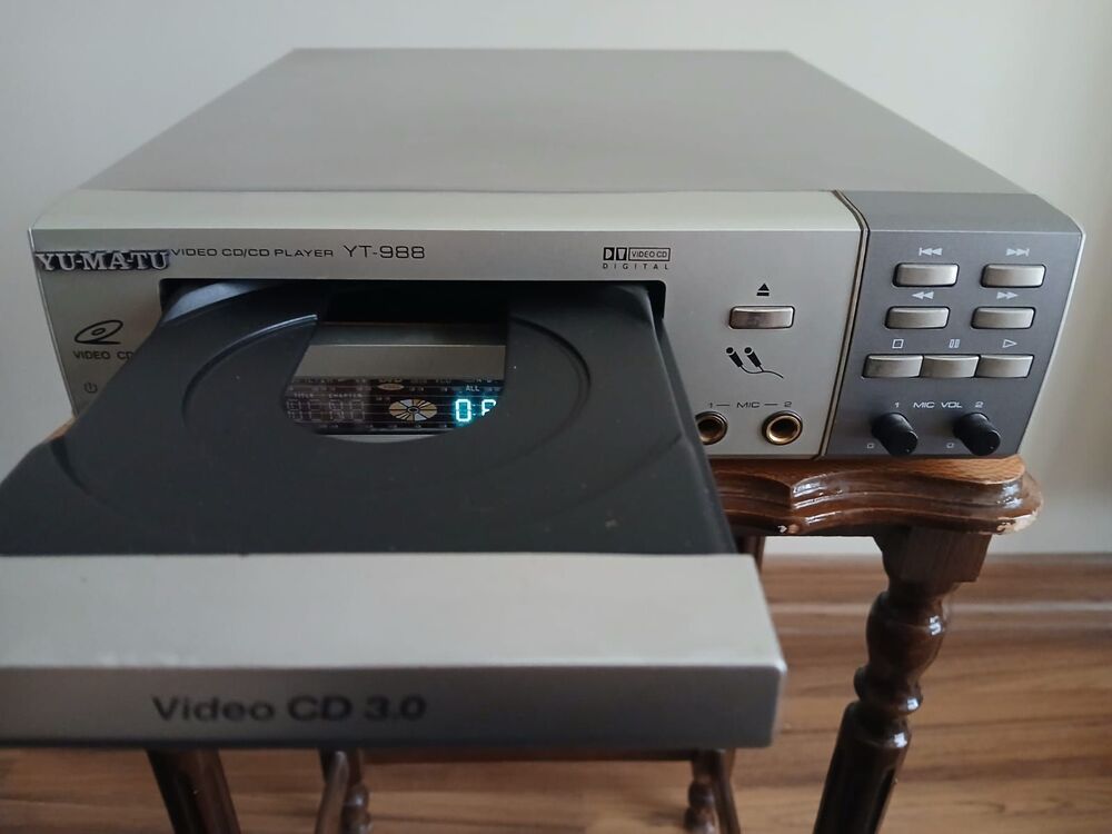 Yumatu YT 988 VCD 3.0 Player