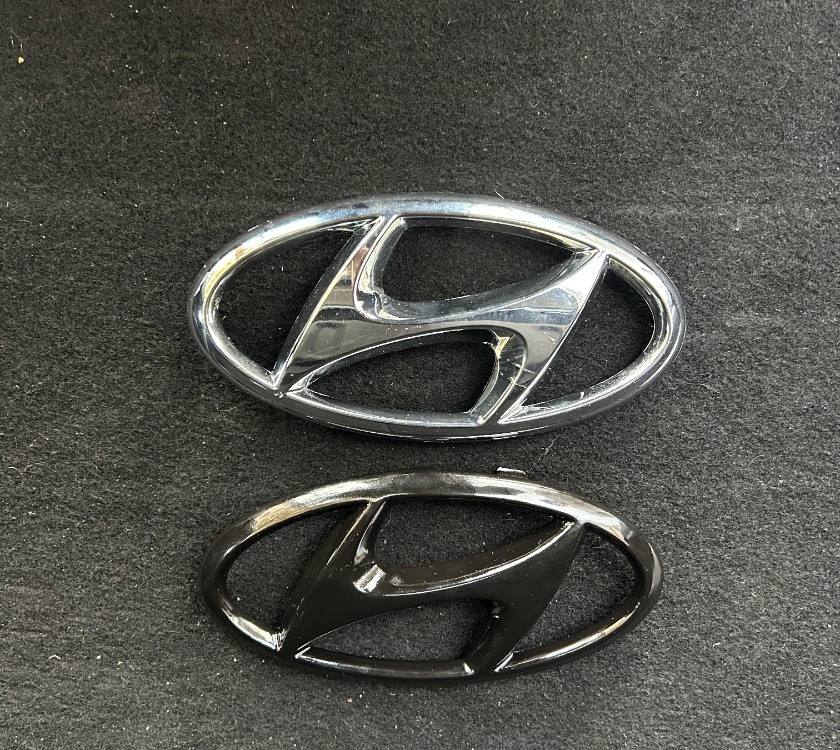 Hyundai İ20N Piyano Black Ön Logo