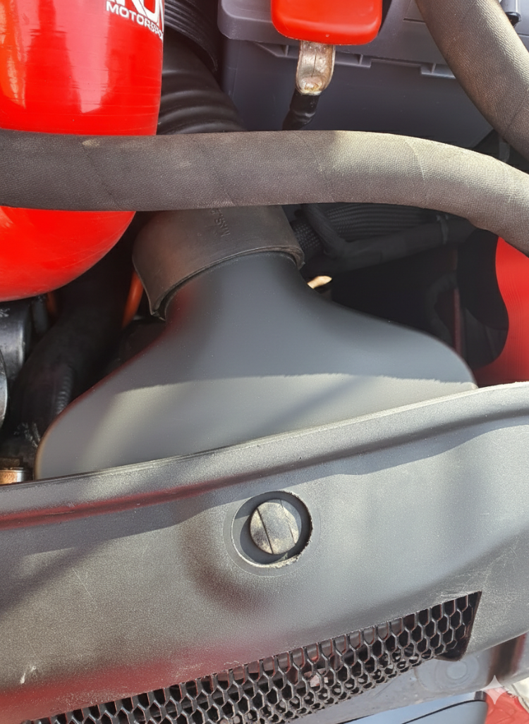 Peugeot 208 GTI Air Duct
