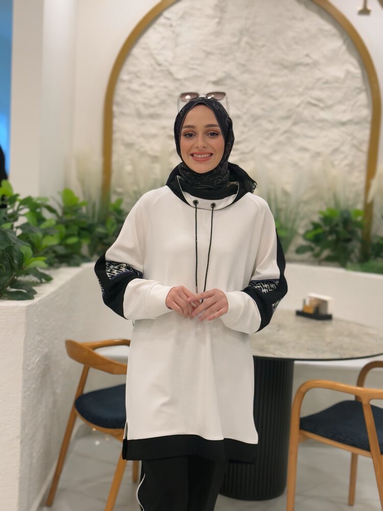 Triko Kol Detaylı Kombin Spor Takım 