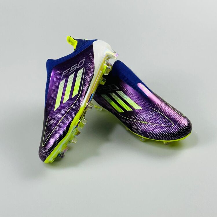Adidas F50 Serisi Elite Seviye Bağcıksız