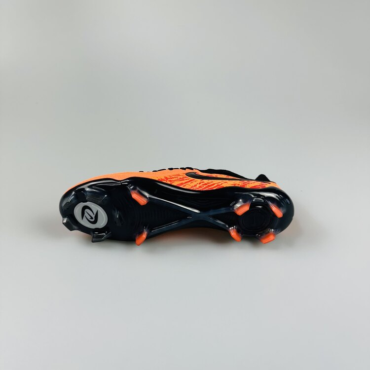 Nike Phatom Luna Elite