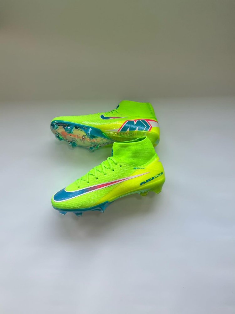 NİKE MERCURİAL SUPERFLY