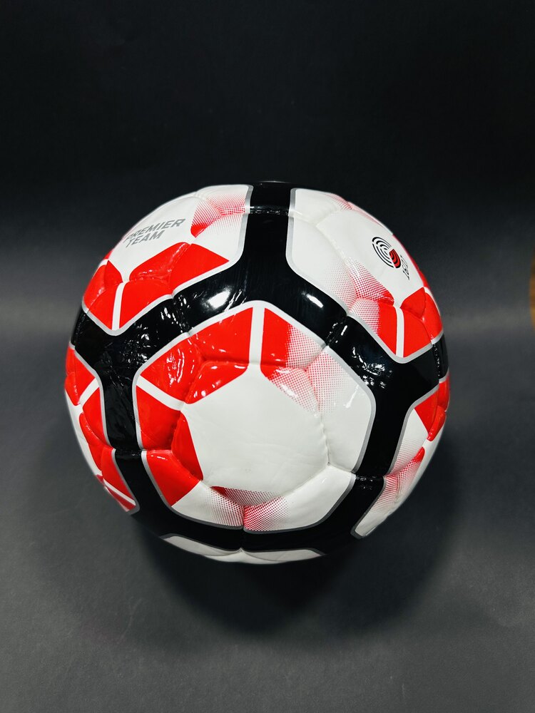 Futbol Topu Profesyonel Kırmızı