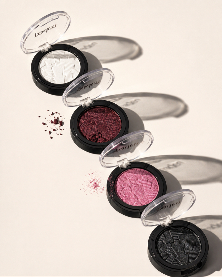 Siyah Sedefli ve Simli Far - Paint it, black