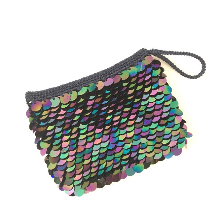 TOPTAN- Pafuli El Örgüsü Pullu Clutch Çanta
