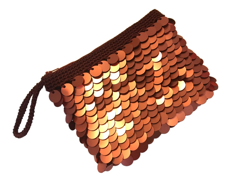 TOPTAN- Pafuli El Örgüsü Pullu Clutch Çanta