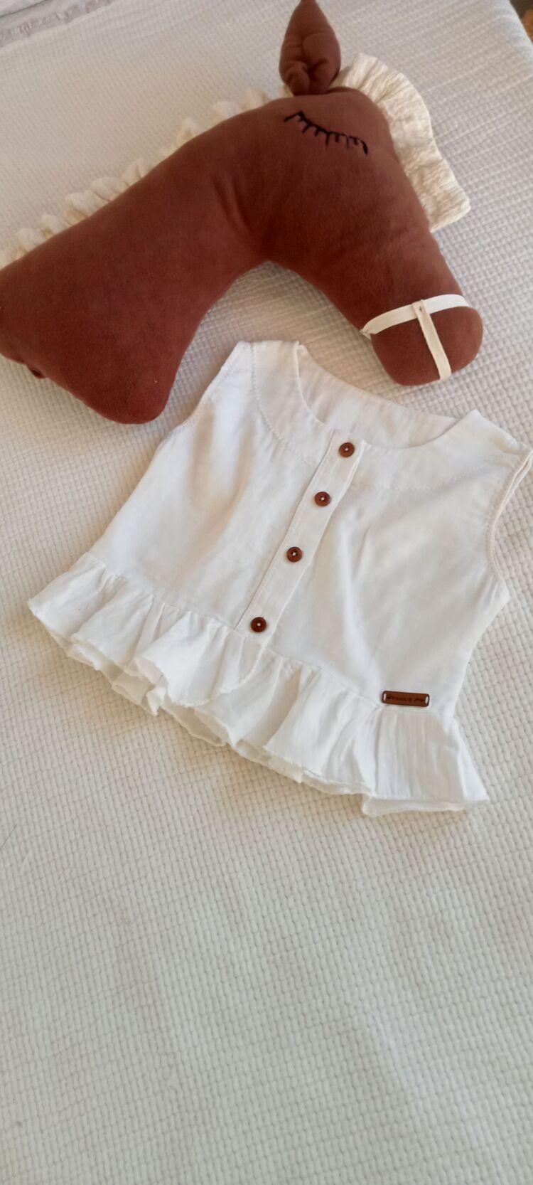 blouse flounce