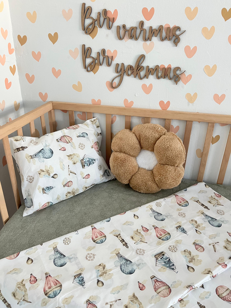 %100 Pamuklu Kumaş Uçan Balon Bebek Lastikli Çarşaf Seti 