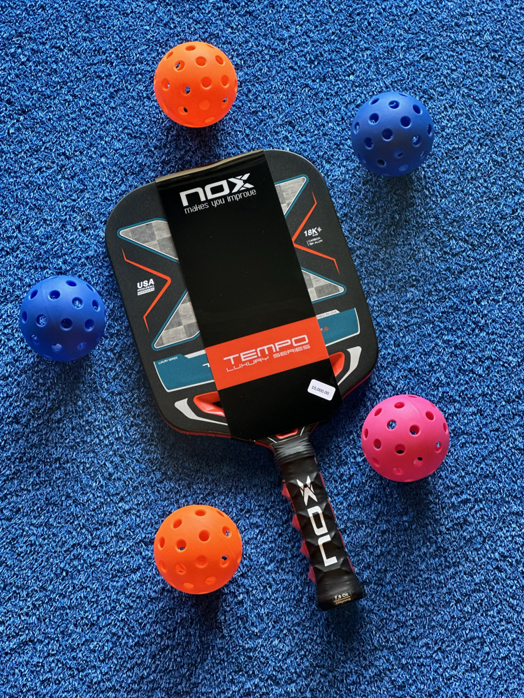 NOX LUXURY TEMPO 18 K PICKLEBALL RAKETİ