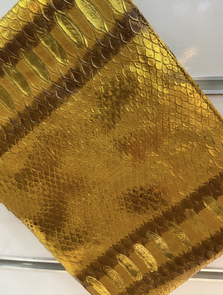 CLUTCH (El Çanta ) Gold Kobra Baskı