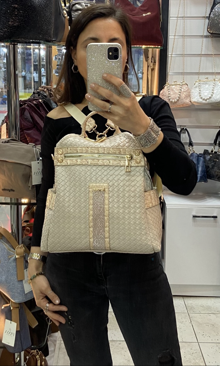 KAREN 0-19 Krem Bottega Boy 32 cm En 34 cm Sırt ve Kol Çanta 