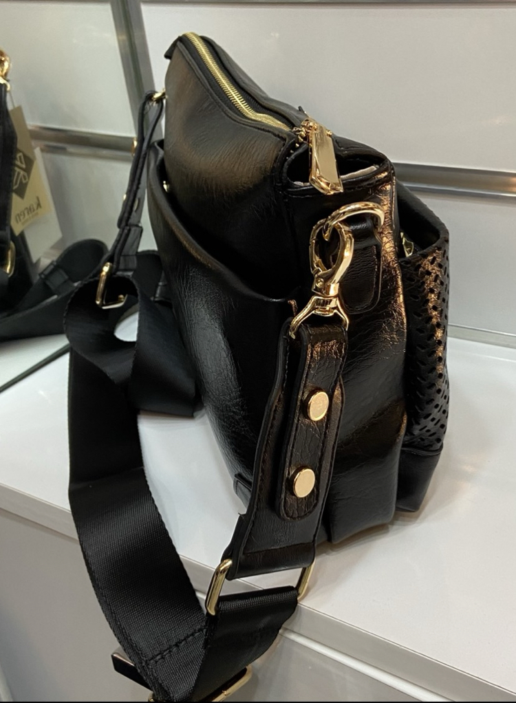 KAREN K-025 Siyah Omuz Çanta Boy 23 cm En 25 cm 