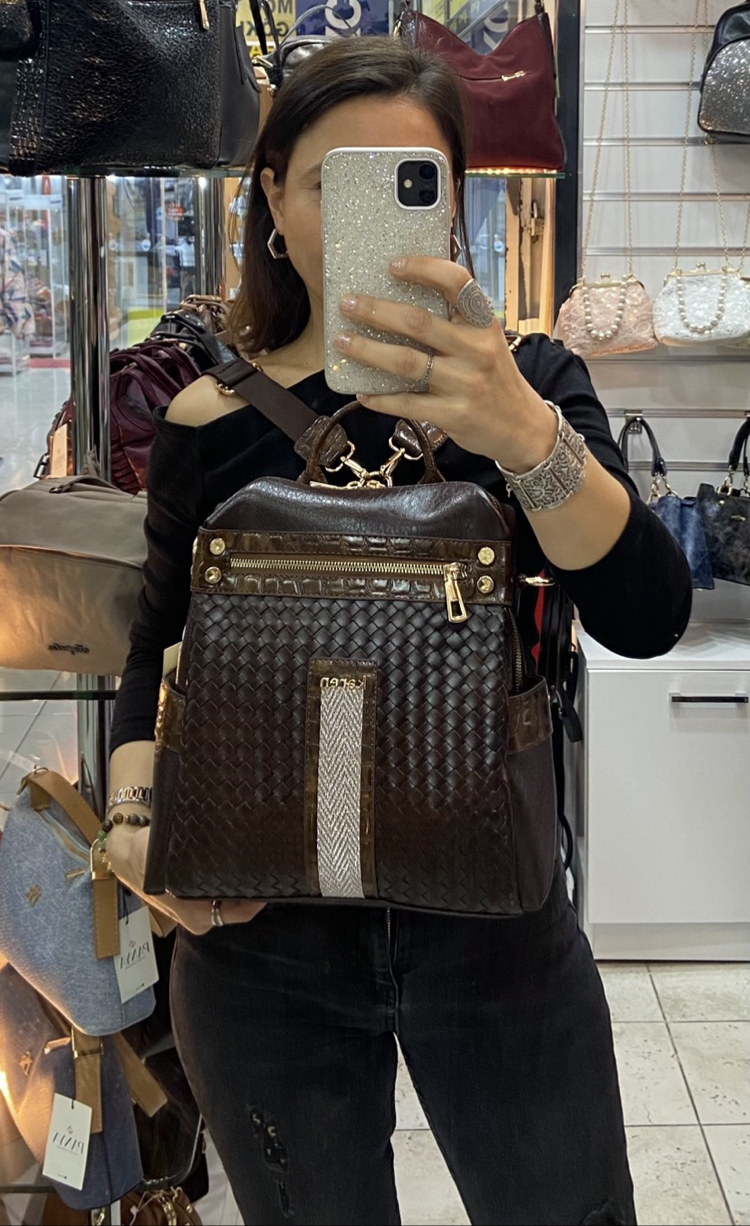 KAREN K-019 Kahve Bottega Boy 32 cm En 34 cm Sırt ve Kol Çantası 