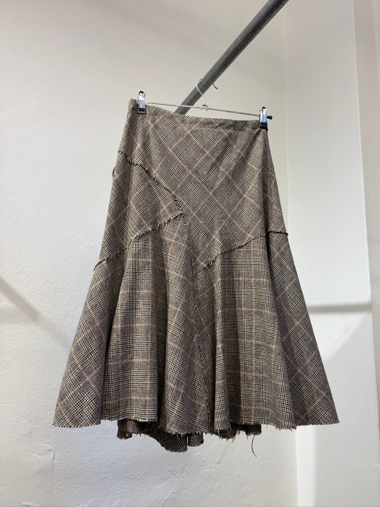 C.Skirt