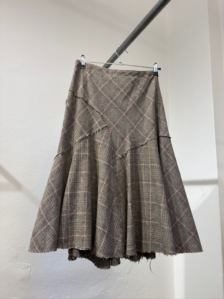 C.Skirt