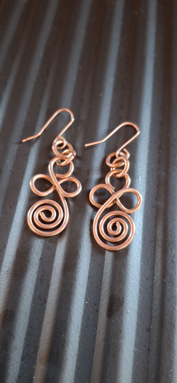 PH127KP Bakır Spiral Uçlu Yonca Küpe