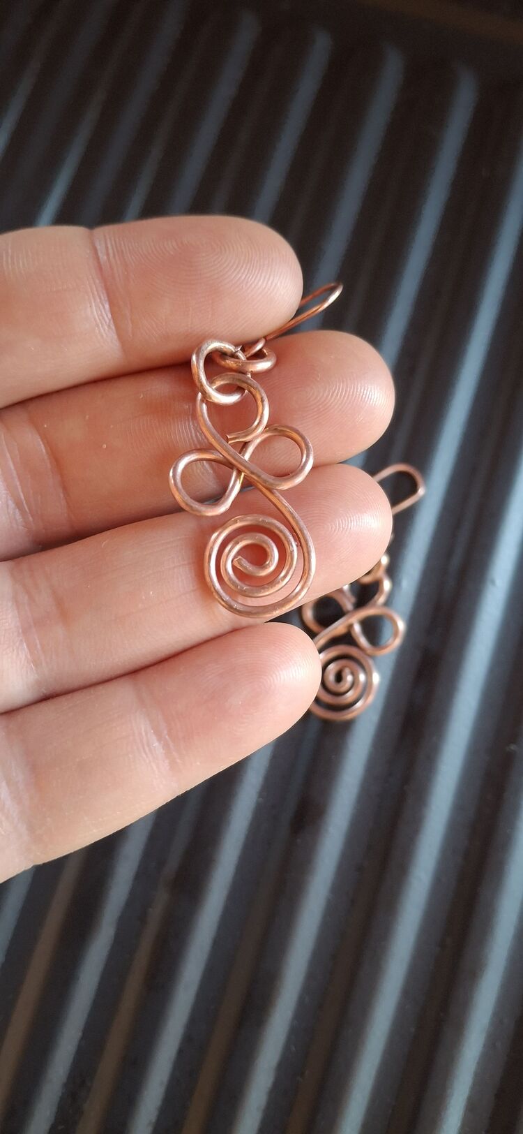 PH127KP Bakır Spiral Uçlu Yonca Küpe