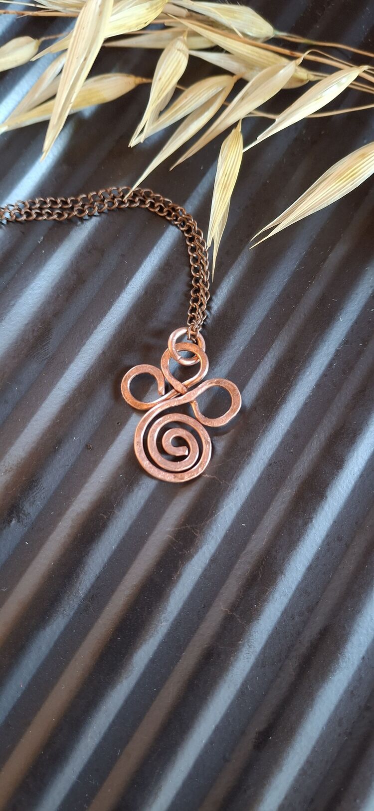 PH127KY Bakır Spiral Uçlu Yonca Kolye