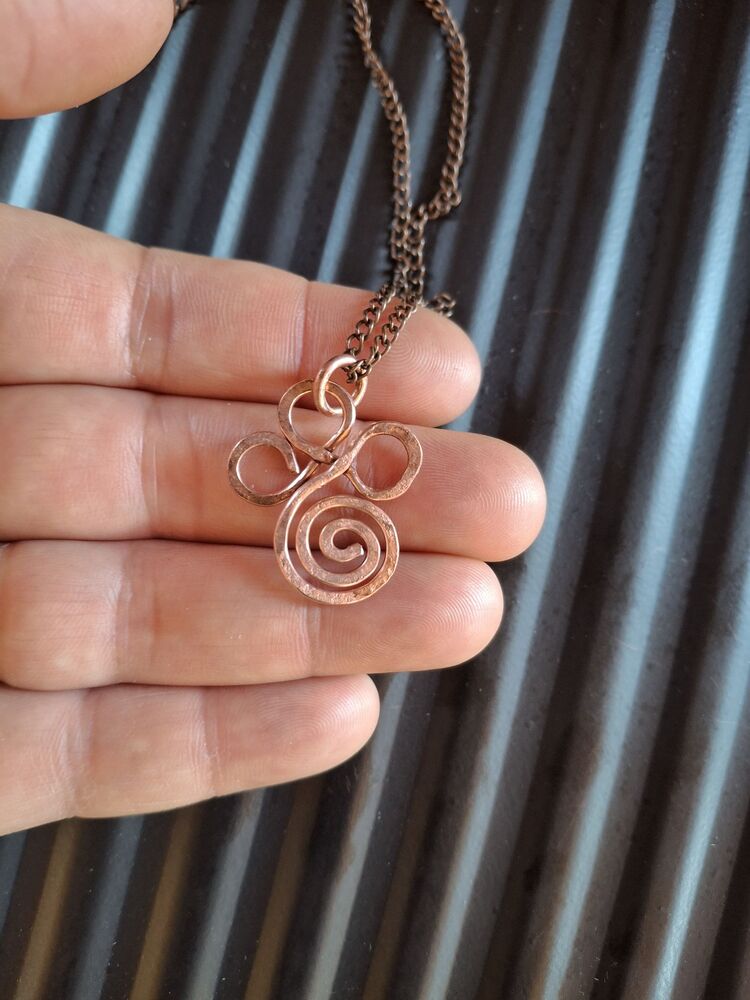 PH127KY Bakır Spiral Uçlu Yonca Kolye