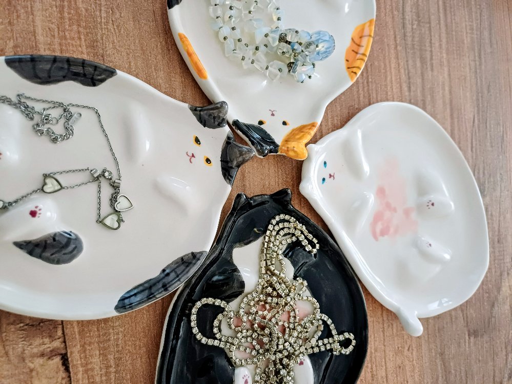 Kedi Şeklinde Seramik Takı Tabağı