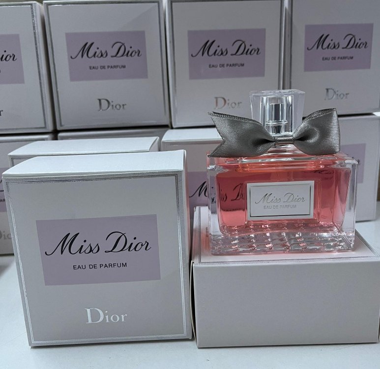 Miss Dior Kadın