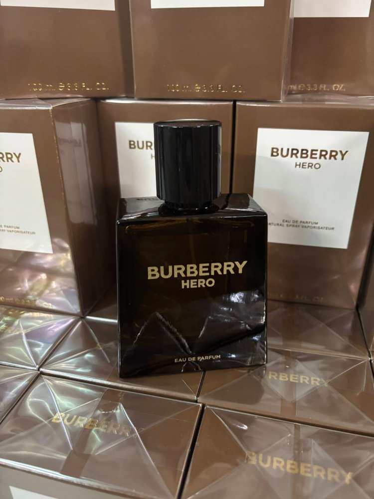 Burberry Hero Edp Erkek Parfümü 100ml