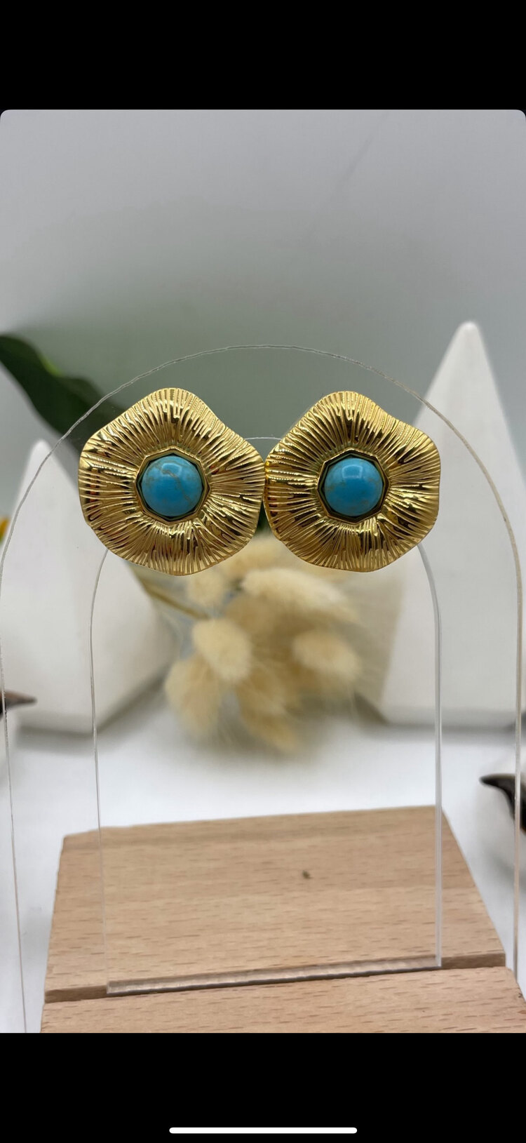 Mavi Taşlı Gold Küpe