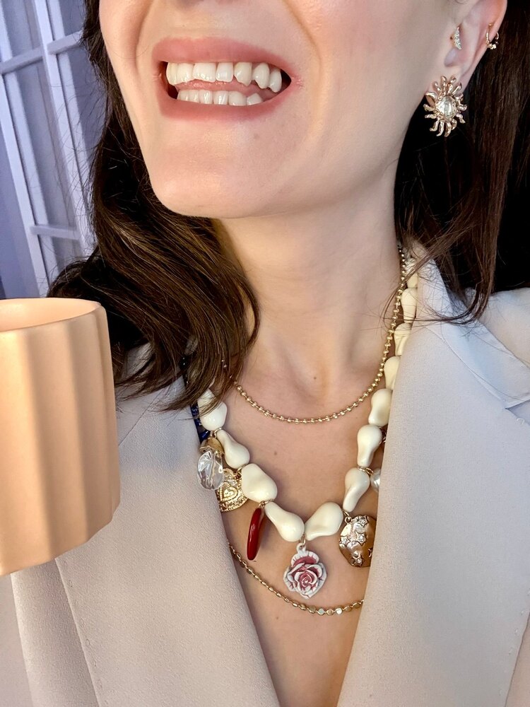 Charm Detaylı Kolye
