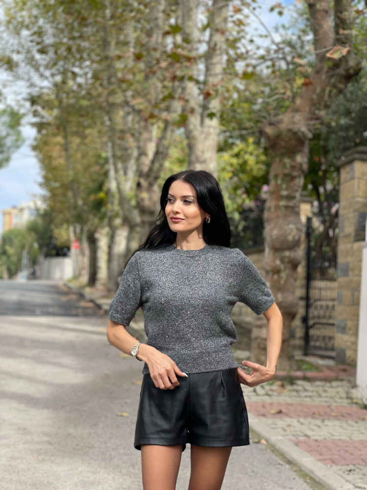 Gri Simli Kısa Kollu Triko Kazak