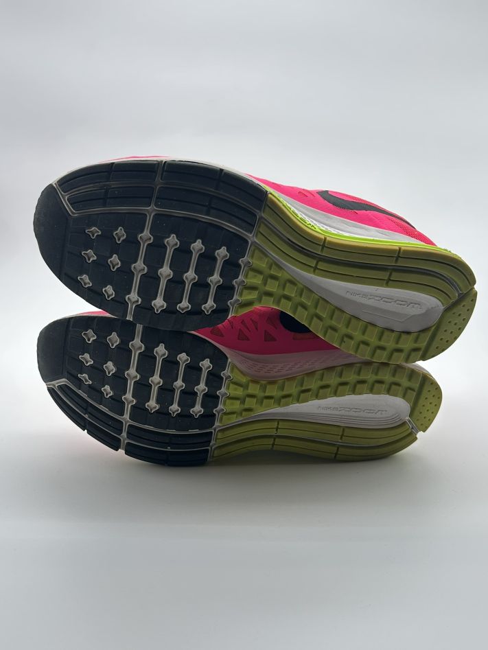 Nike Sneaker