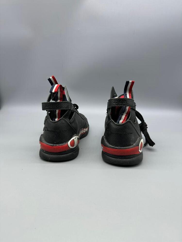 S20989-KKOO1