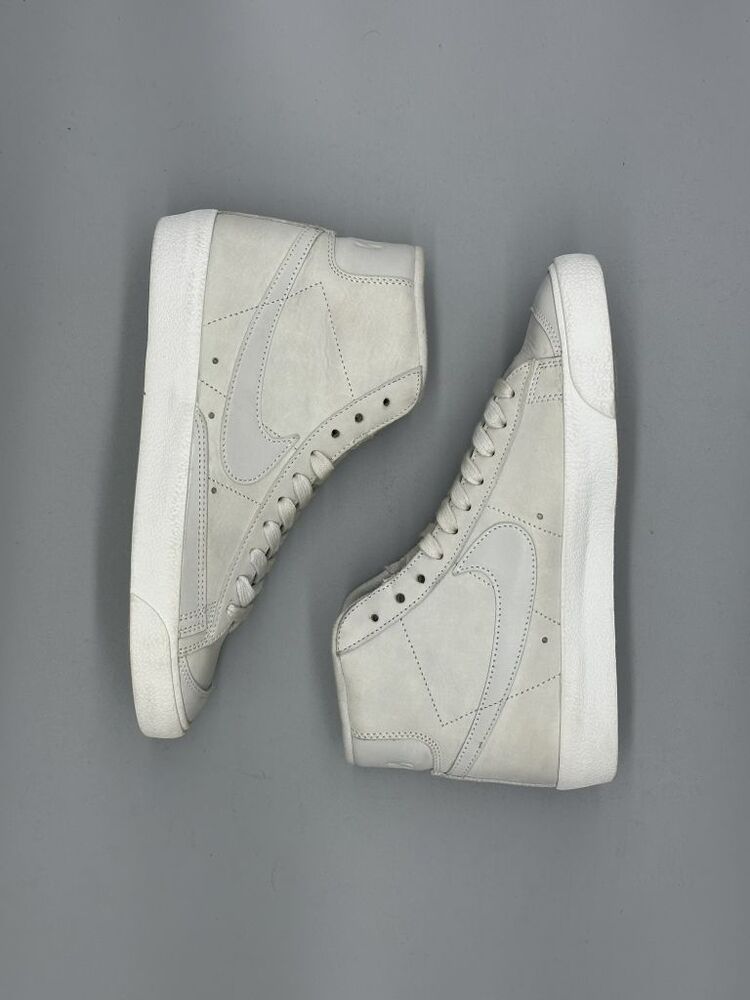 Nike Blazer Mid 77 Premium Photon Dust