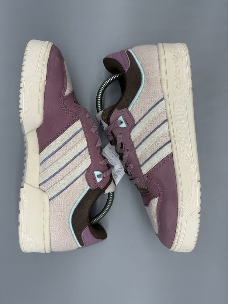 Adidas Sneaker