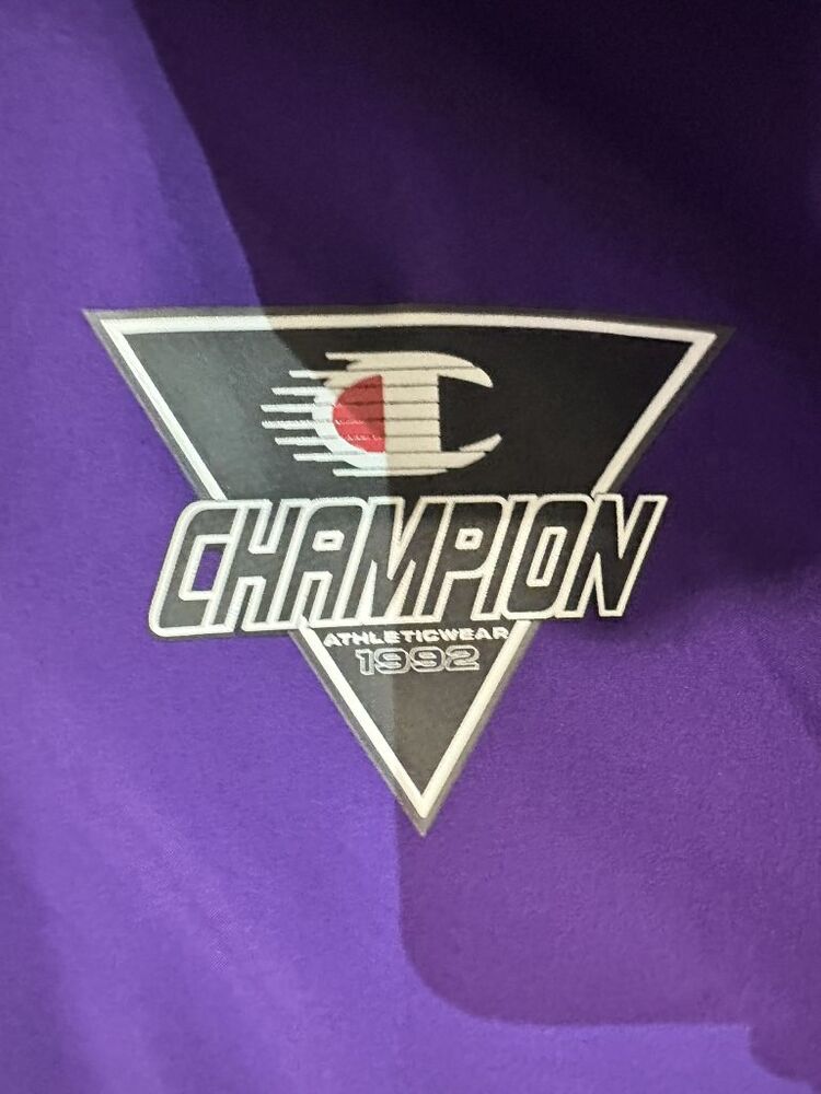 Champion Hirka - M / 38