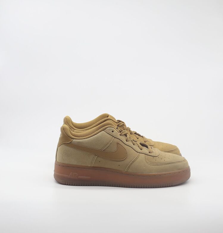 Nike Sneaker