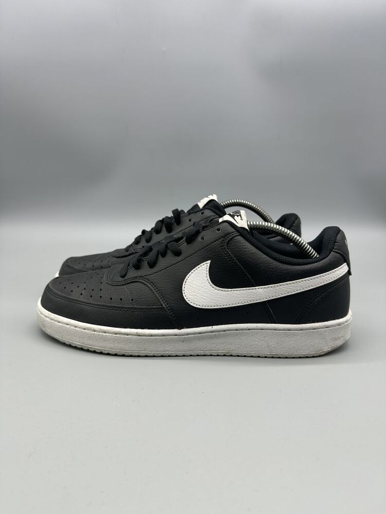 Nike Sneaker