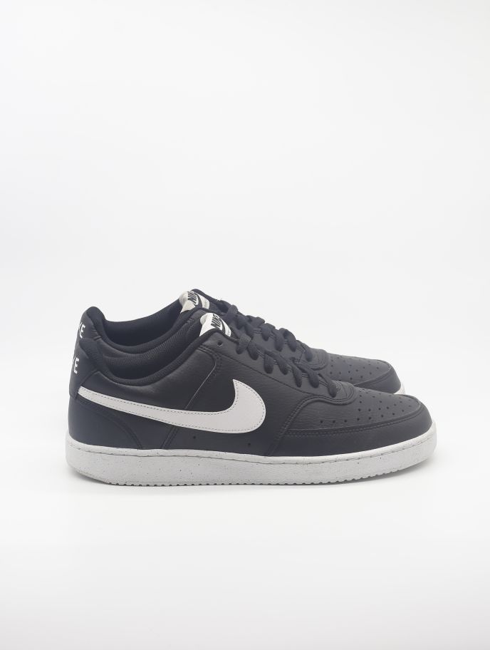 Nike Sneaker