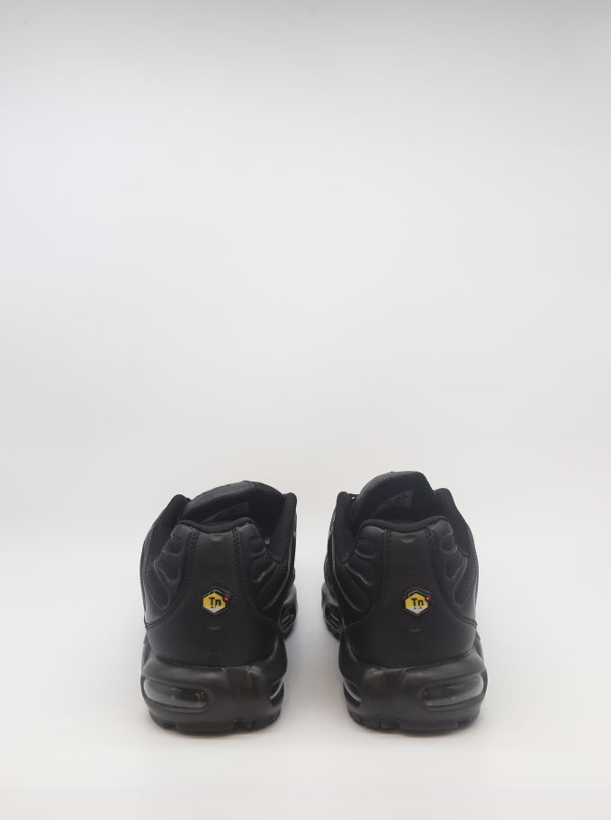 Nike Sneaker