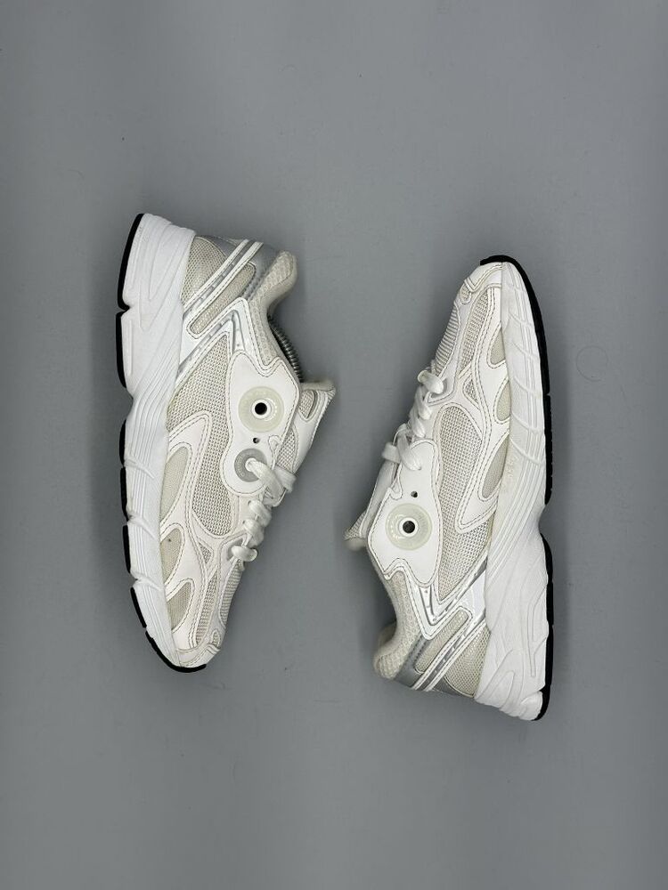 Adidas Astir W