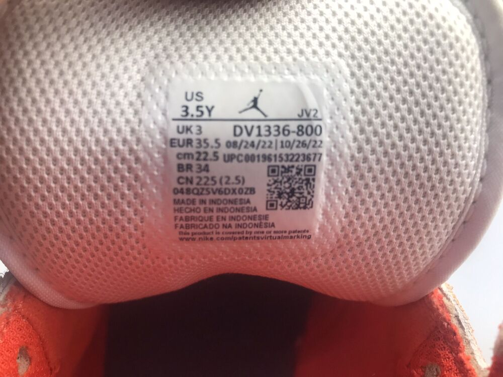 Air Jordan 1 Mid SE GS Orange Suede