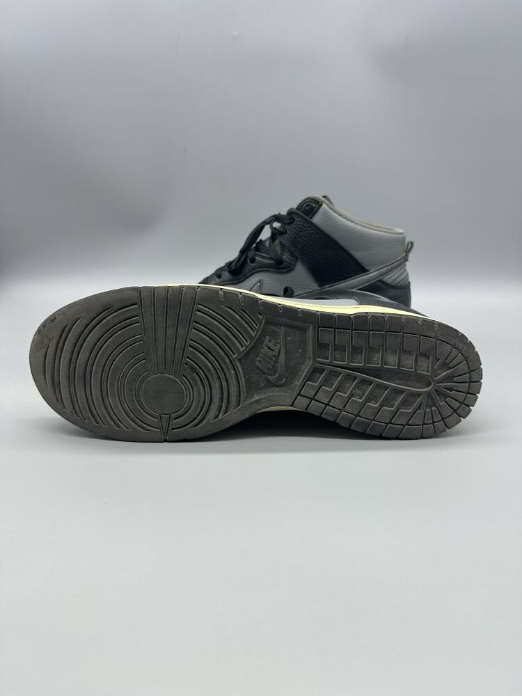 Nike Sneaker