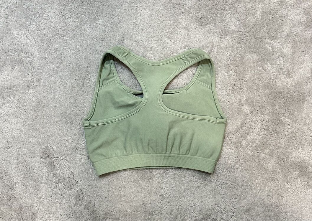 Nike Spor S�tyeni - L / 40