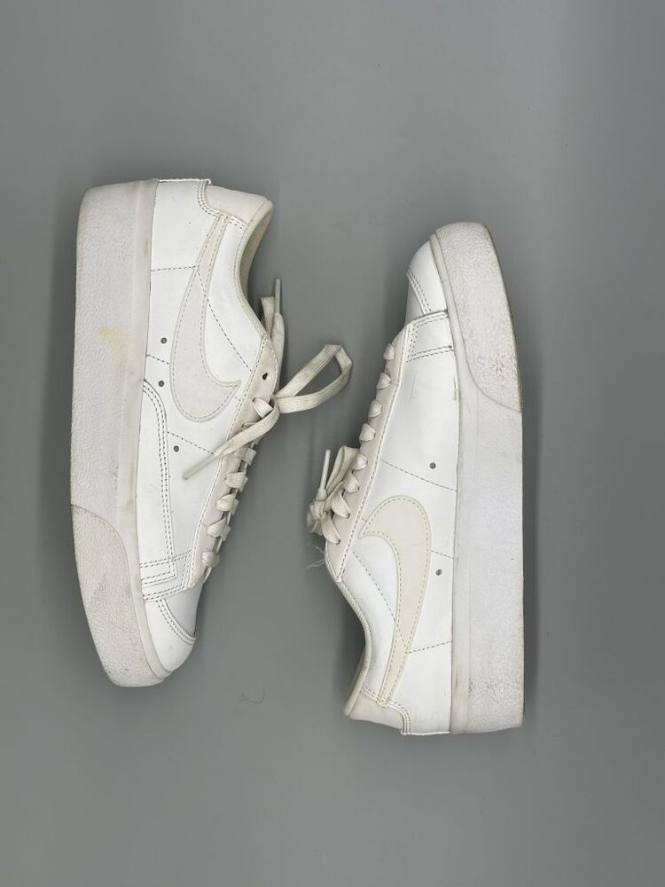 Nike Blazer Low Platform Triple White