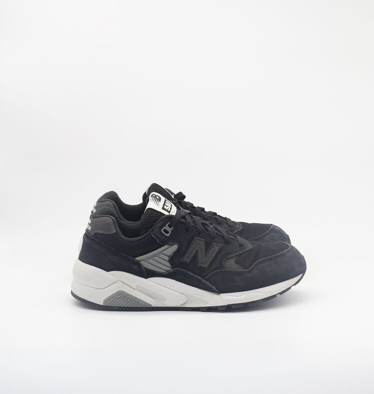New Balance 580 Black White