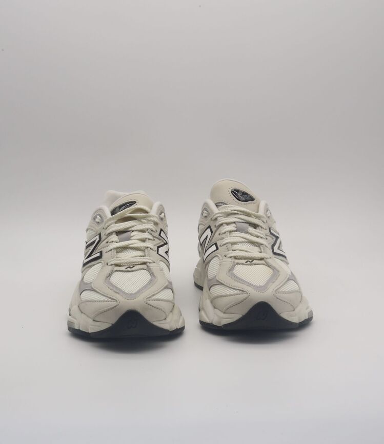 New Balance 9060 Sea Salt Rain Cloud Black