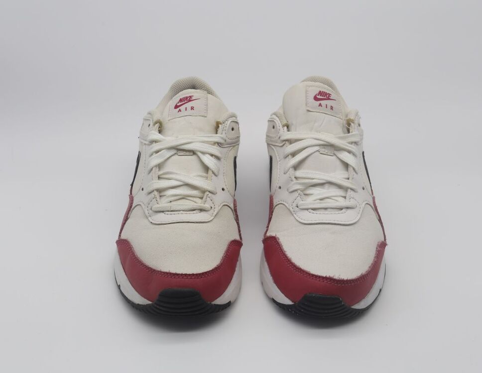 Nike Sneaker