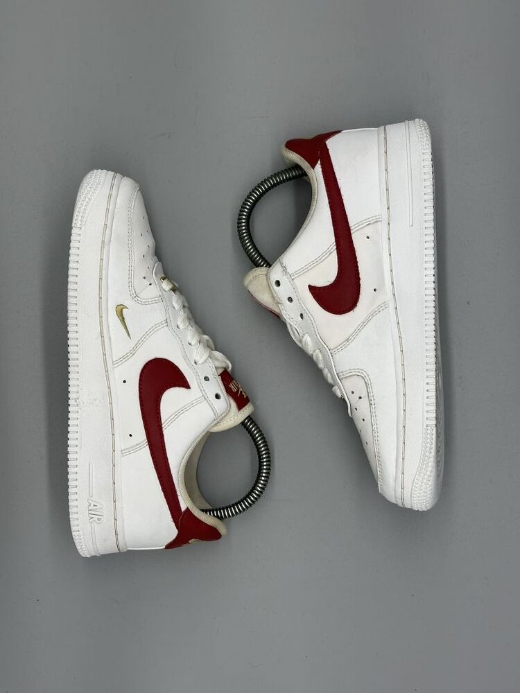 Nike Air Force 1 07 Essential White Gym Red