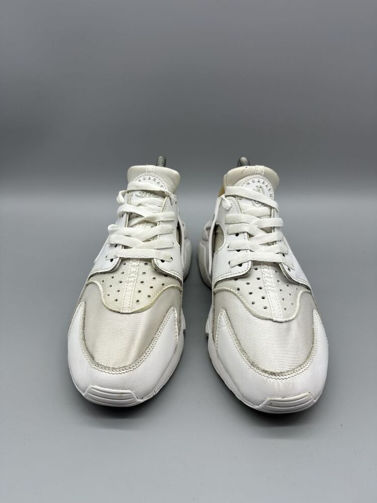Nike Air Huarache Triple White