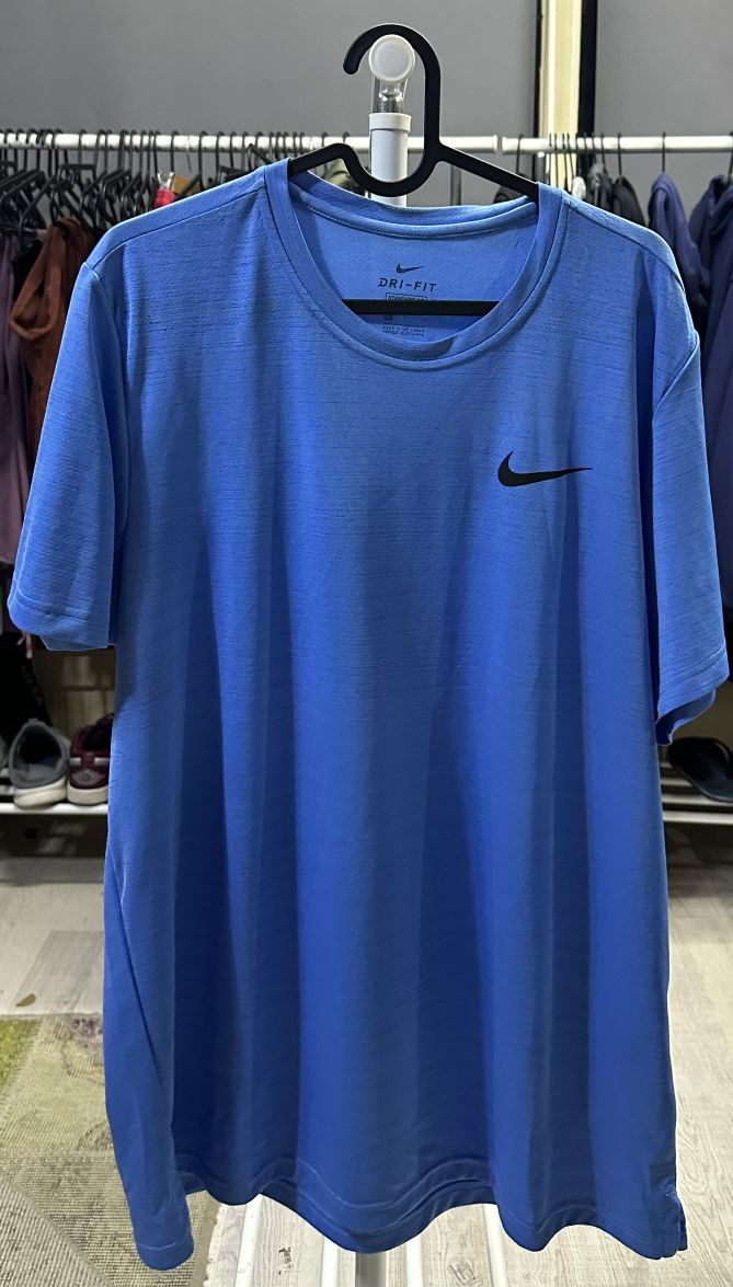 Nike T-Shirt - L / 40